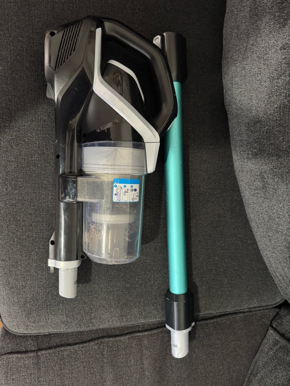 Lightweight Cordless Stick Vacuum in Aqua and Black - Picture 4 of 8